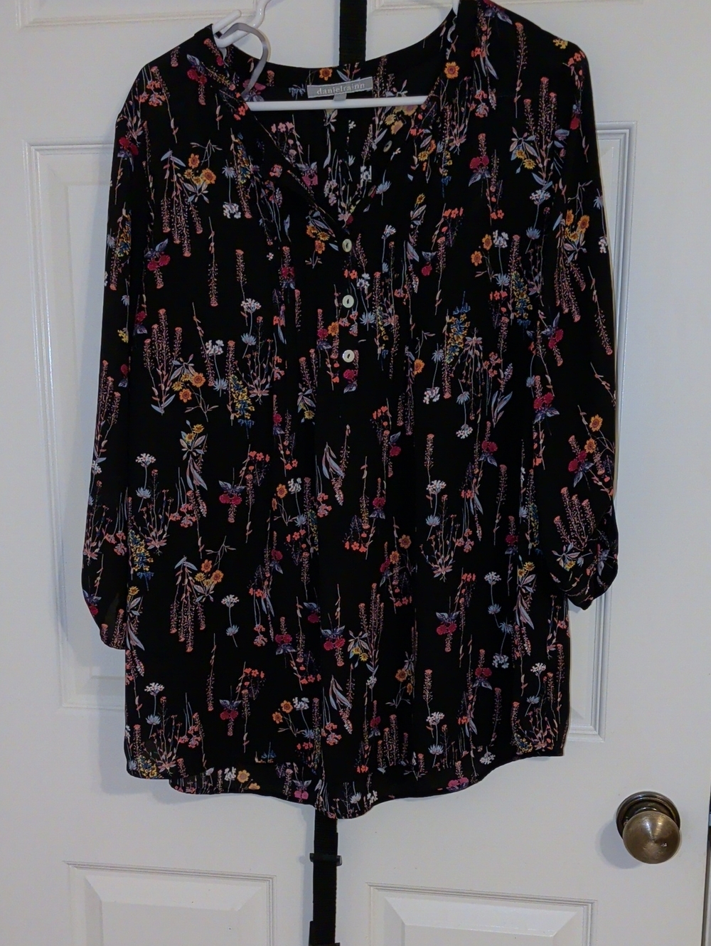 Daniel Rainn Black Floral Button-Front Tunic